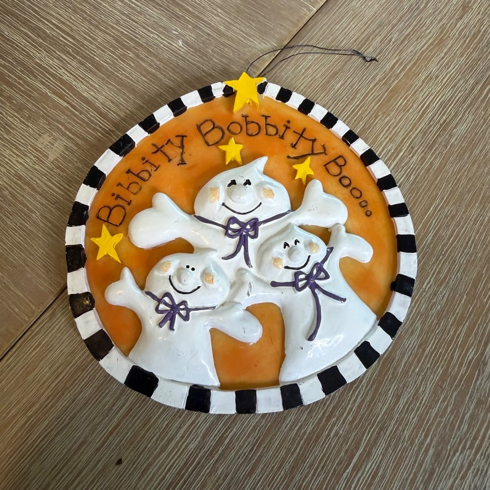 Hand Painted Round Halloween Wall Hanging Ghosts Bibbity Bobbity Boooo